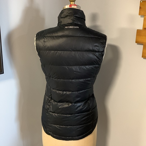 Great condition downblend lightweight puffer vest - Picture 2 of 5